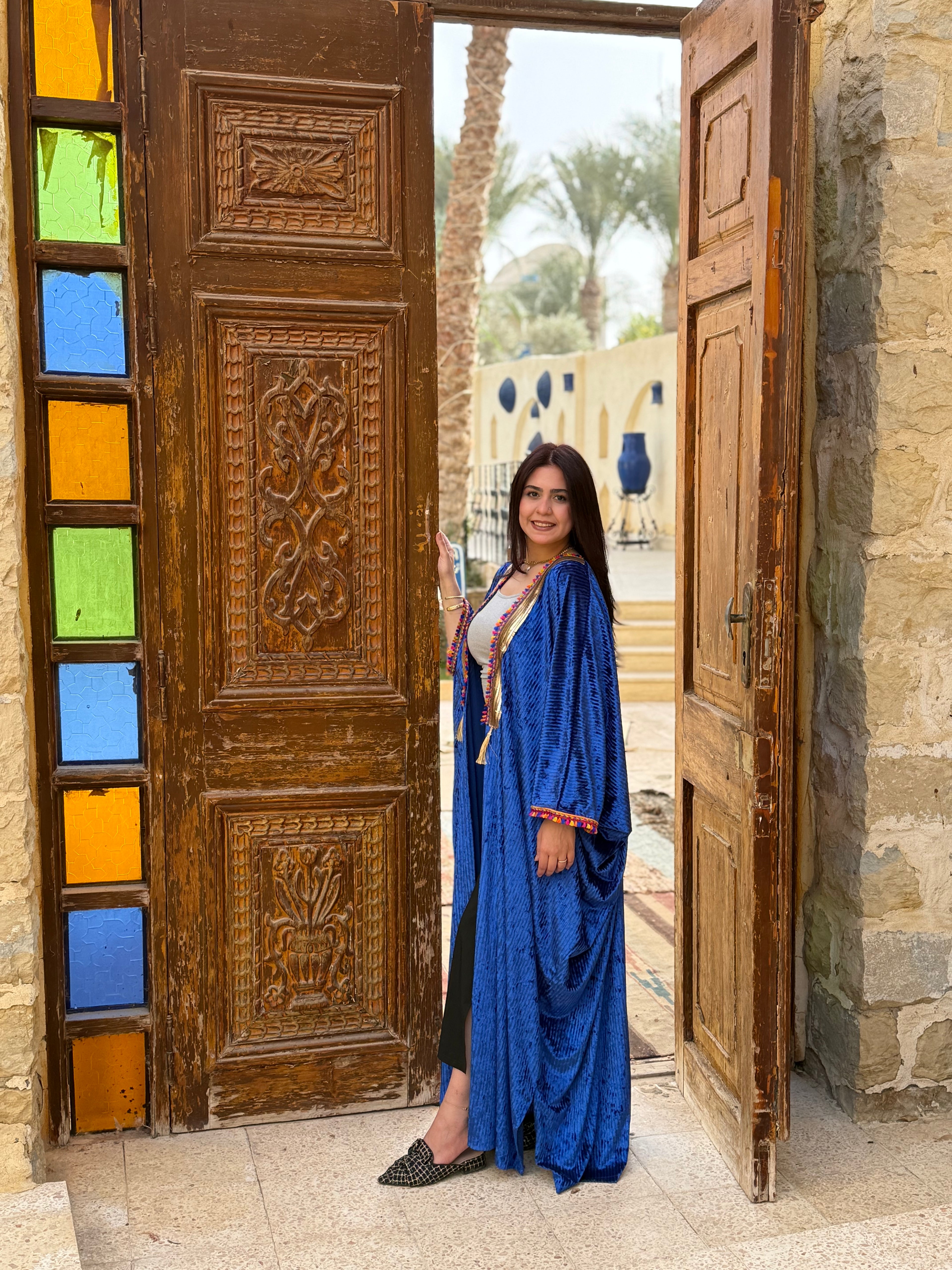 قفطان/كارديجان مخملي أزرق ملكي بتطريز بوهيمي